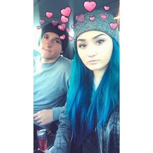 Meet your Posher, Cameron